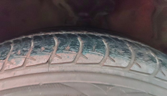 2019 Maruti Celerio VXI AMT, Petrol, Automatic, 47,708 km, Right Front Tyre Tread