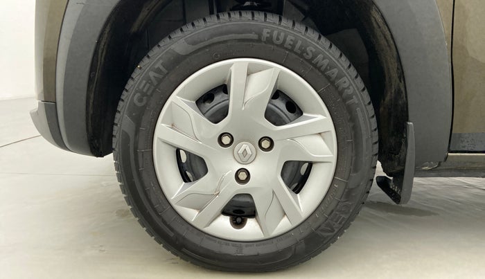 2021 Renault Kwid 1.0 RXT Opt AT, Petrol, Automatic, 7,336 km, Left Front Wheel