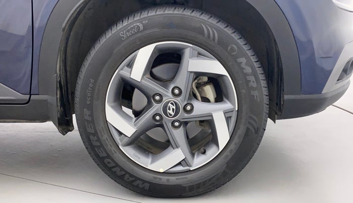 2019 Hyundai VENUE SX 1.0 (O) TURBO, Petrol, Manual, 25,260 km, Right Front Wheel