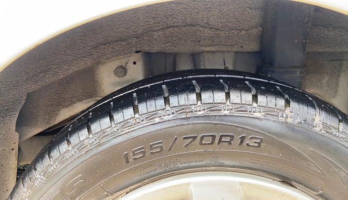 2018 Hyundai Eon ERA +, Petrol, Manual, 16,567 km, Left Rear Tyre Tread