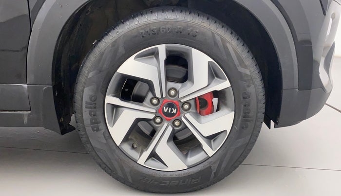 2021 KIA SONET GTX PLUS 1.5 AT, Diesel, Automatic, 75,606 km, Right Front Wheel
