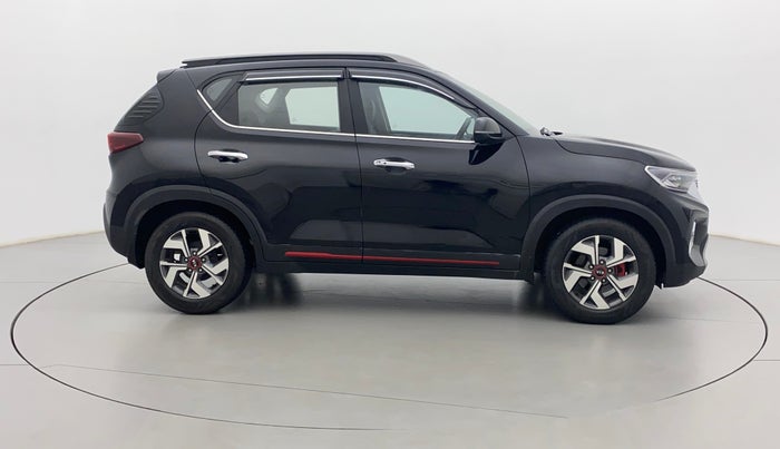 2021 KIA SONET GTX PLUS 1.5 AT, Diesel, Automatic, 75,606 km, Right Side View