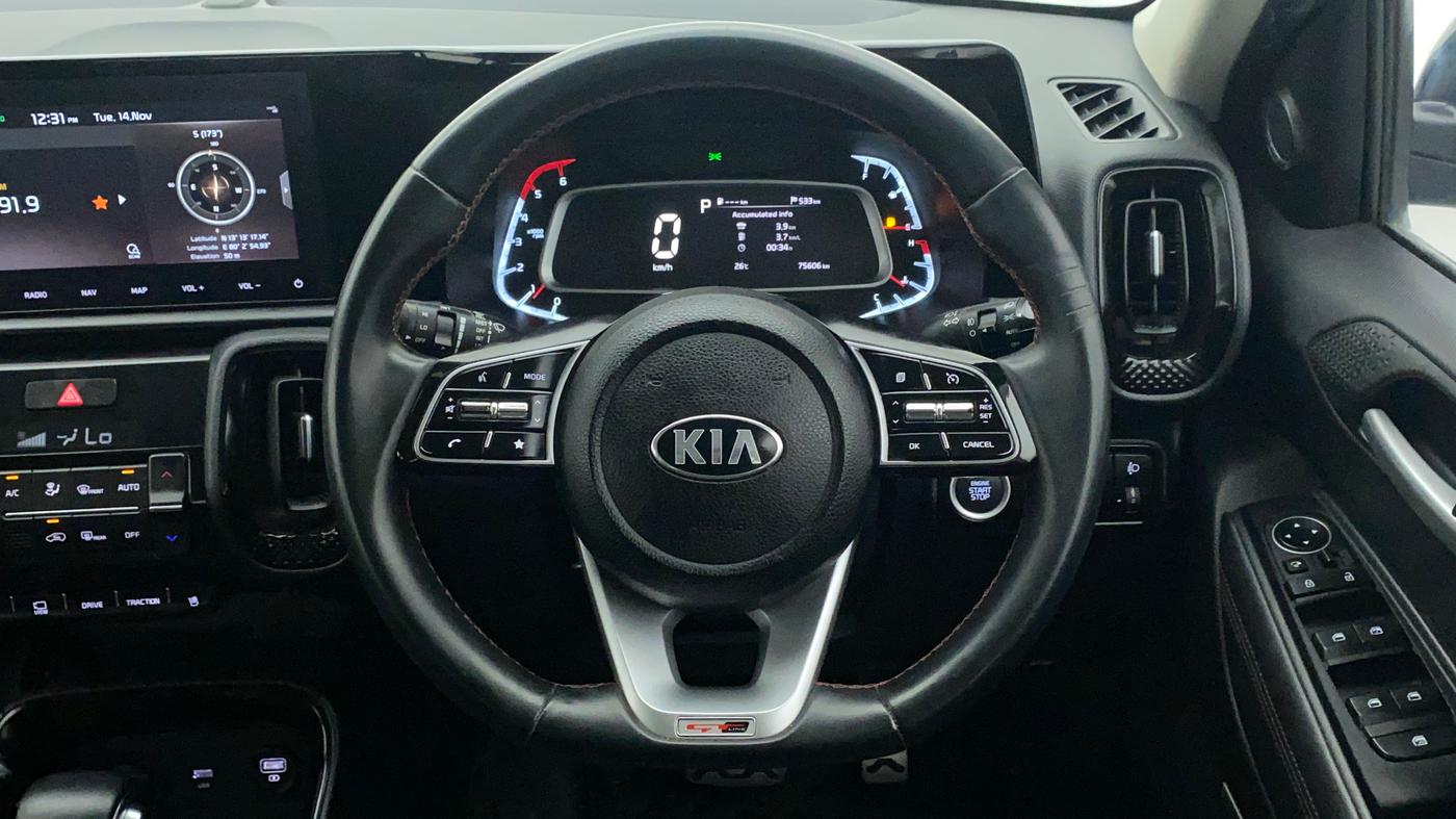 2021 KIA SONET GTX PLUS 1.5 AT, Diesel, Automatic, 75,606 km, Steering Wheel Close Up