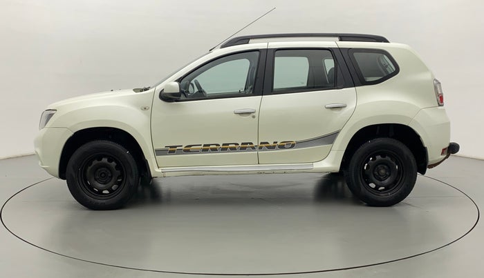 2015 Nissan Terrano XL P, Petrol, Manual, 83,958 km, Left Side