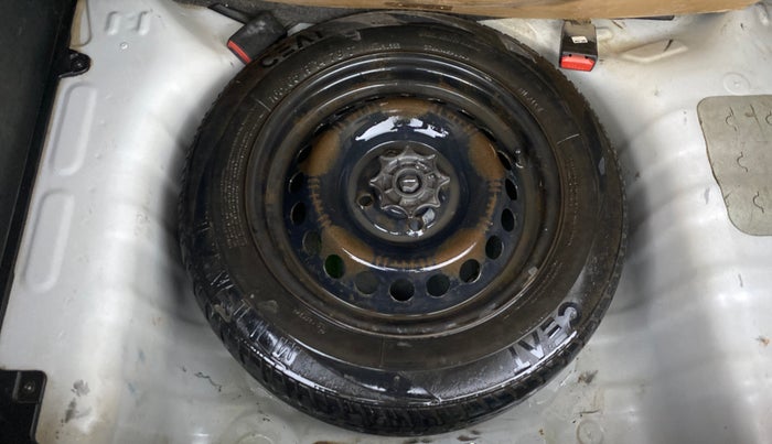 2016 Hyundai Grand i10 MAGNA 1.1 CRDI, Diesel, Manual, 72,207 km, Spare Tyre