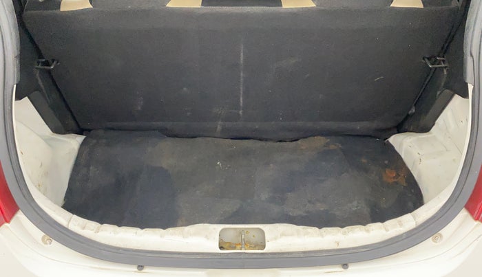 2016 Hyundai Eon ERA +, Petrol, Manual, 78,407 km, Boot Inside