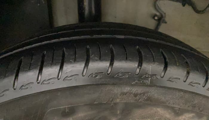 2024 Tata ALTROZ XM PLUS CNG, CNG, Manual, 18,993 km, Right Rear Tyre Tread