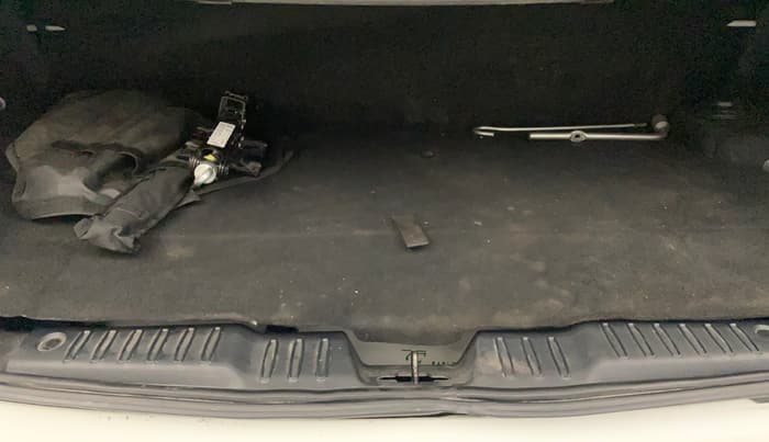 2024 Tata ALTROZ XM PLUS CNG, CNG, Manual, 18,993 km, Boot Inside