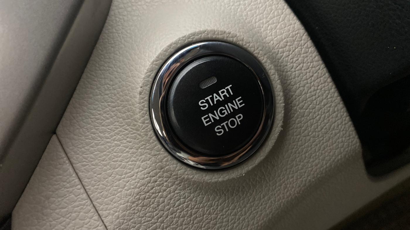 2019 Mahindra XUV300 W8 1.5 DIESEL AMT, Diesel, Automatic, 73,135 km, Keyless Start/ Stop Button