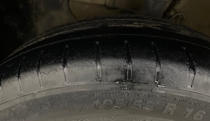 2015 Hyundai i20 Active 1.4 SX, Diesel, Manual, 72,827 km, Left Front Tyre Tread