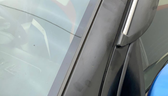2018 Maruti IGNIS DELTA 1.2, Petrol, Manual, 71,471 km, Left A pillar - Minor scratches