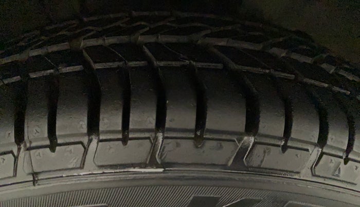 2019 Tata Tiago XZ PLUS DIESEL, Diesel, Manual, 64,420 km, Right Front Tyre Tread