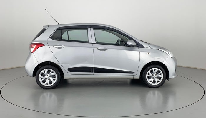 2018 Hyundai Grand i10 MAGNA 1.2 VTVT, Petrol, Manual, 15,736 km, Right Side View