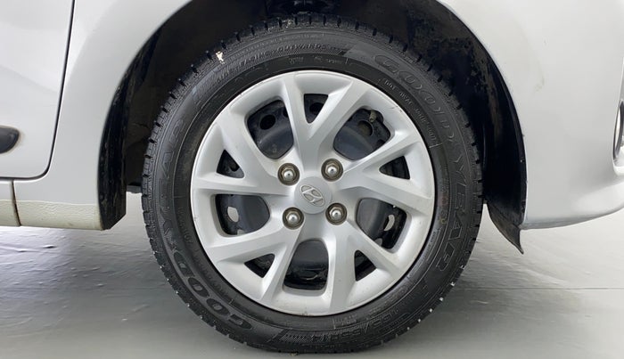 2018 Hyundai Grand i10 MAGNA 1.2 VTVT, Petrol, Manual, 15,736 km, Right Front Wheel