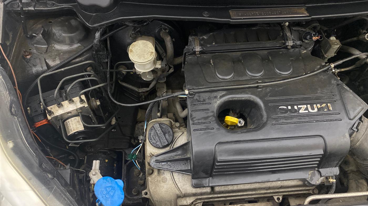 2012 Maruti A Star VXI (ABS) AT, Petrol, Automatic, 73,839 km, Engine View - Right
