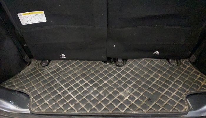 2021 Mahindra Thar LX PETROL HT 4WD AT, Petrol, Automatic, 29,073 km, Boot Inside