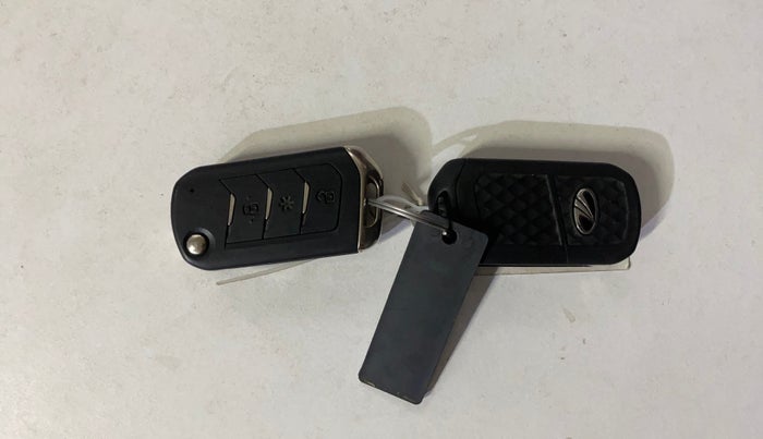 2021 Mahindra Thar LX PETROL HT 4WD AT, Petrol, Automatic, 29,073 km, Key Close Up