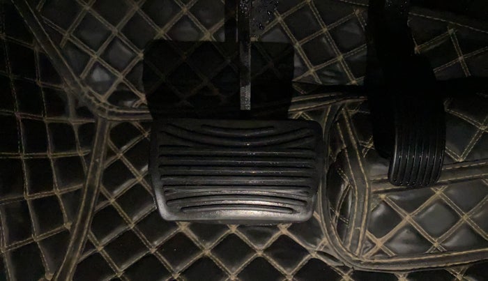 2021 Mahindra Thar LX PETROL HT 4WD AT, Petrol, Automatic, 29,073 km, Pedals