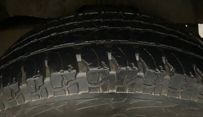 2021 Mahindra Thar LX PETROL HT 4WD AT, Petrol, Automatic, 29,073 km, Left Rear Tyre Tread