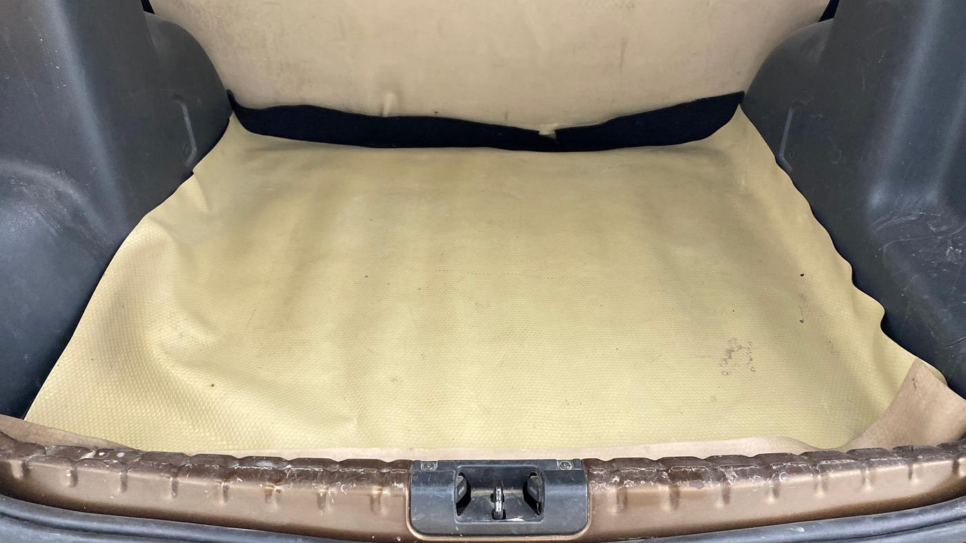 2015 Renault Duster 85 PS RXE DIESEL, Diesel, Manual, 97,125 km, Boot Inside