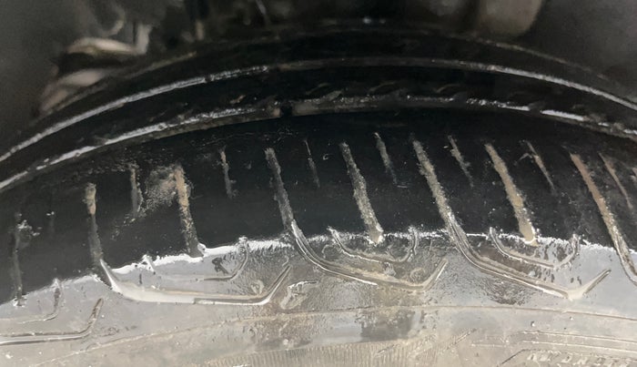 2022 Tata Tiago XT CNG, CNG, Manual, 50,741 km, Left Front Tyre Tread