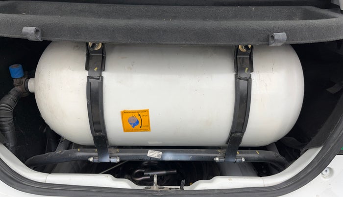 2022 Tata Tiago XT CNG, CNG, Manual, 50,741 km, Boot Inside