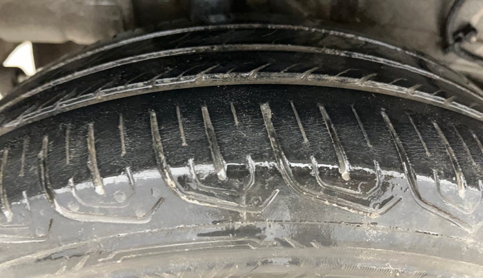 2022 Tata Tiago XT CNG, CNG, Manual, 50,741 km, Right Rear Tyre Tread