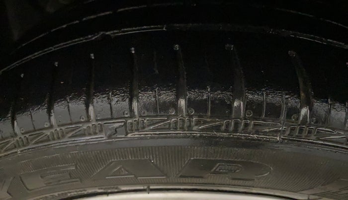 2018 Hyundai Grand i10 SPORTZ 1.2 KAPPA VTVT, Petrol, Manual, 42,839 km, Left Front Tyre Tread