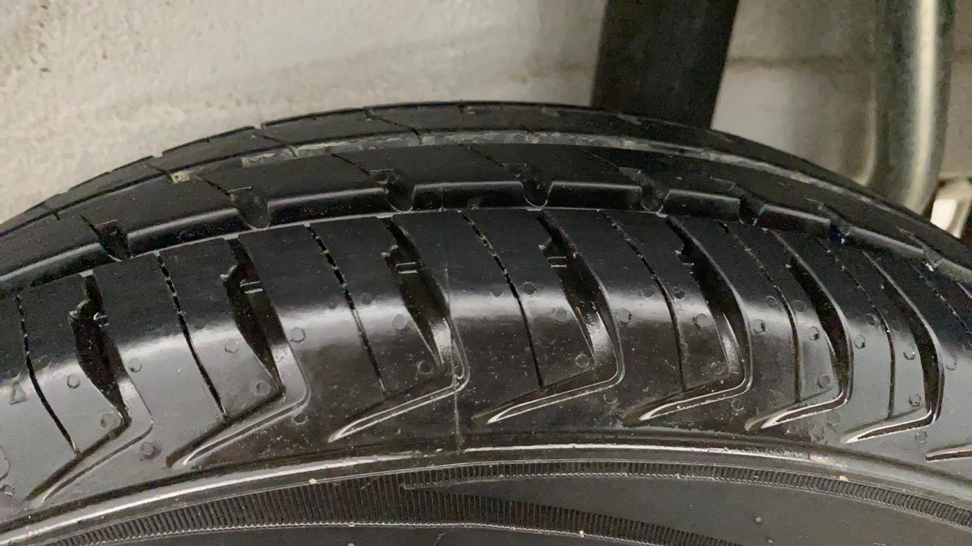 2023 Maruti Alto K10 VXI PLUS AMT, Petrol, Automatic, 2,362 km, Left Rear Tyre Tread
