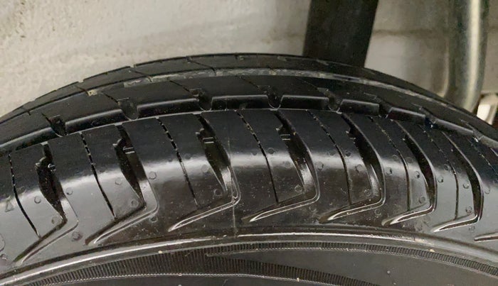 2023 Maruti Alto K10 VXI PLUS AMT, Petrol, Automatic, 2,362 km, Left Rear Tyre Tread