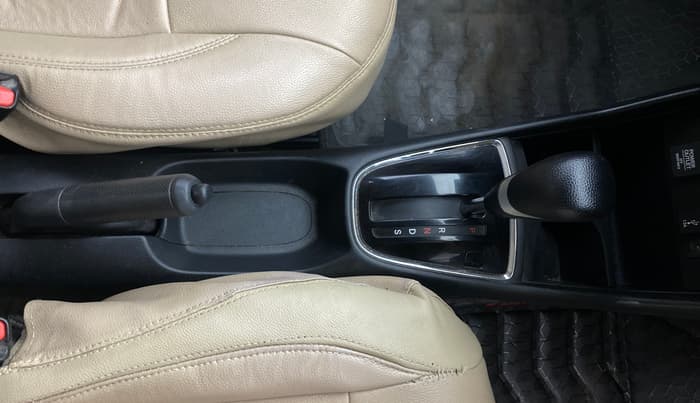 2022 Honda Amaze 1.2L I-VTEC VX CVT, Petrol, Automatic, 91,313 km, Gear Lever