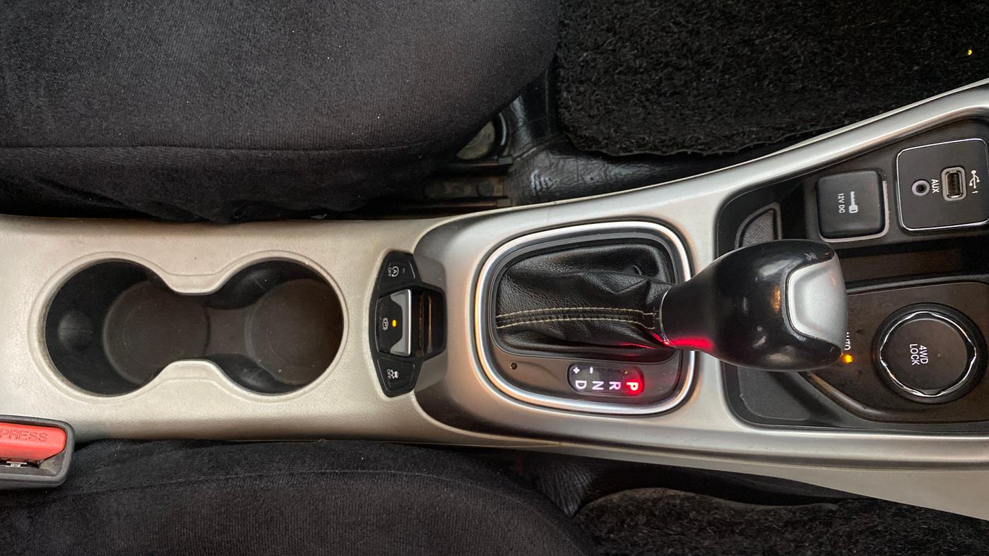2020 Jeep Compass LONGITUDE 2.0 DIESEL 4X4 AT, Diesel, Automatic, 89,727 km, Gear Lever