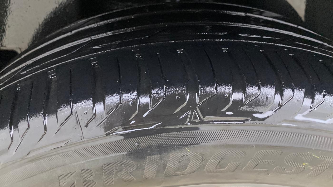 2020 Jeep Compass LONGITUDE 2.0 DIESEL 4X4 AT, Diesel, Automatic, 89,727 km, Right Rear Tyre Tread
