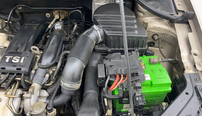 2016 Volkswagen Vento HIGHLINE PETROL AT, Petrol, Automatic, 76,549 km, Engine View - Left
