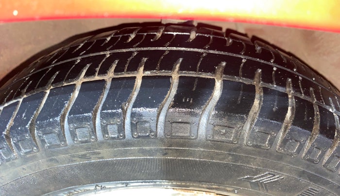 2017 Maruti Alto 800 LXI, Petrol, Manual, 26,136 km, Left Front Tyre Tread