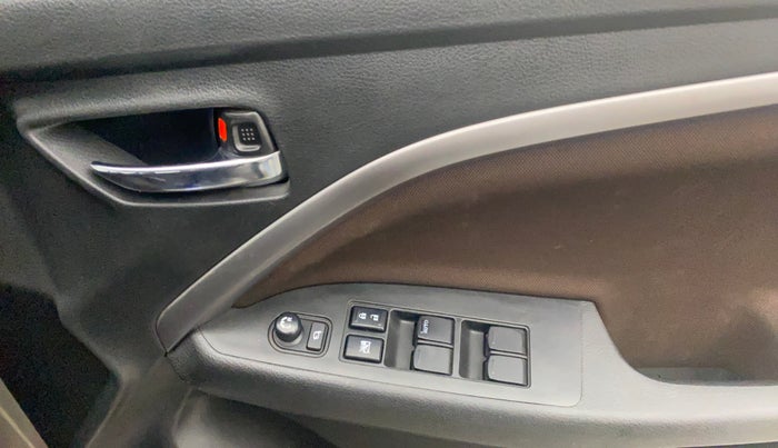 2023 Maruti BREZZA ZXI + SMART HYBRID, Petrol, Manual, 67,584 km, Driver Side Door Panels Control