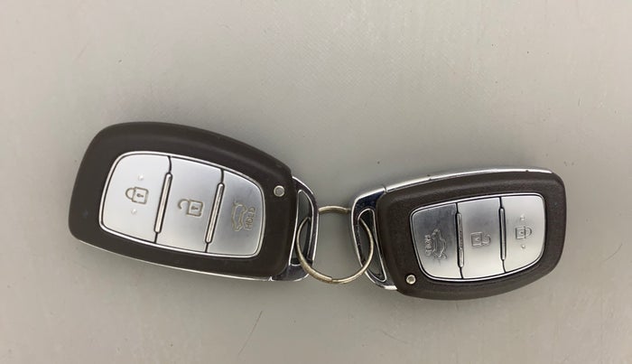 2019 Hyundai Elite i20 ASTA (O) CVT, Petrol, Automatic, 64,314 km, Key Close Up