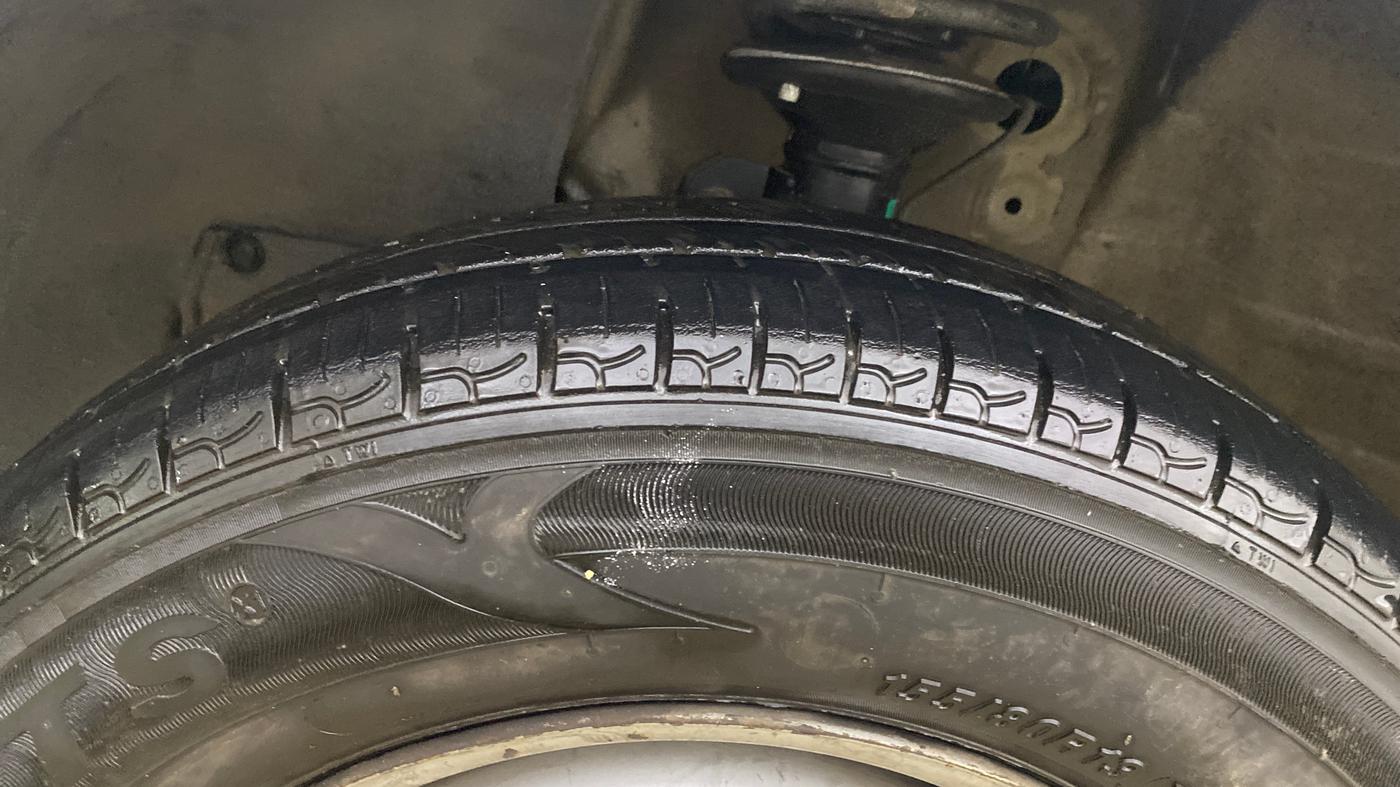 2020 Maruti New Wagon-R LXI CNG 1.0, CNG, Manual, 69,851 km, Left Front Tyre Tread
