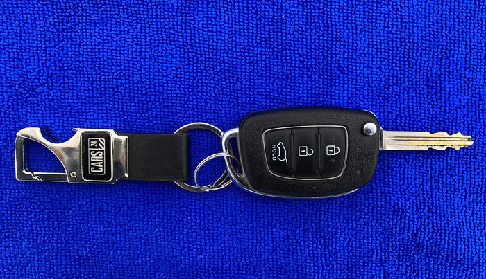 2019 Hyundai Creta 1.6 E + VTVT, Petrol, Manual, 16,733 km, Key Close Up