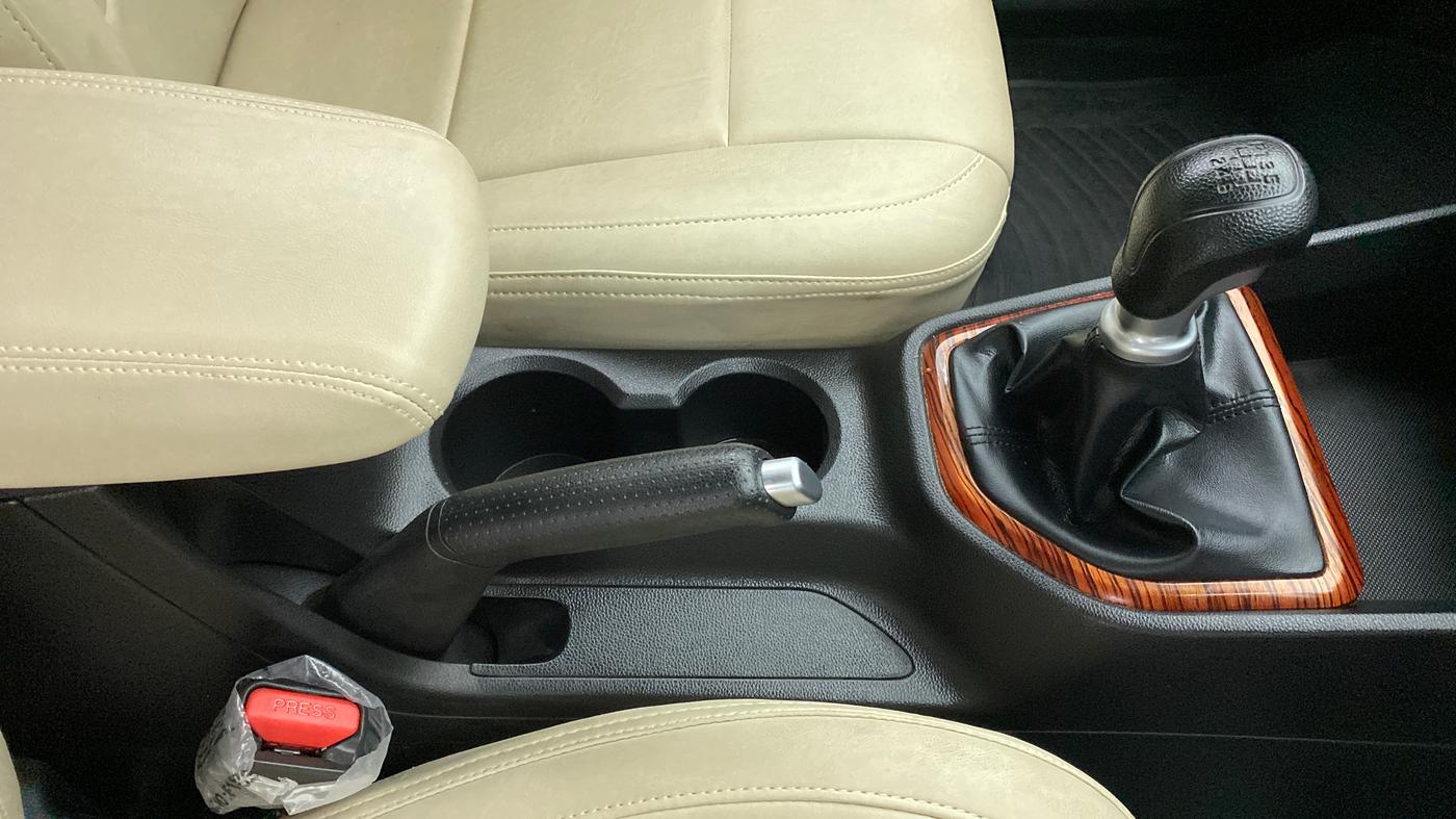 2019 Hyundai Creta 1.6 E + VTVT, Petrol, Manual, 16,733 km, Gear Lever