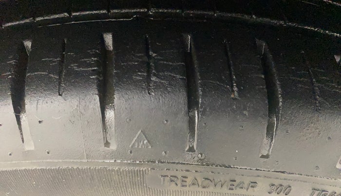 2018 Maruti Baleno ALPHA CVT PETROL 1.2, Petrol, Automatic, 36,789 km, Right Front Tyre Tread