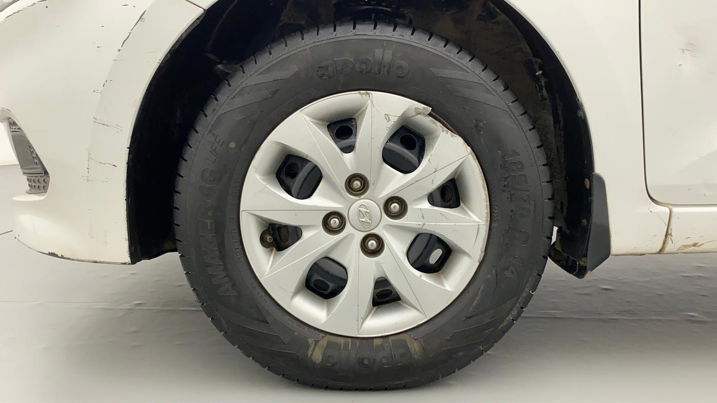 2016 Hyundai Elite i20 MAGNA 1.2, Petrol, Manual, 95,566 km, Left Front Wheel