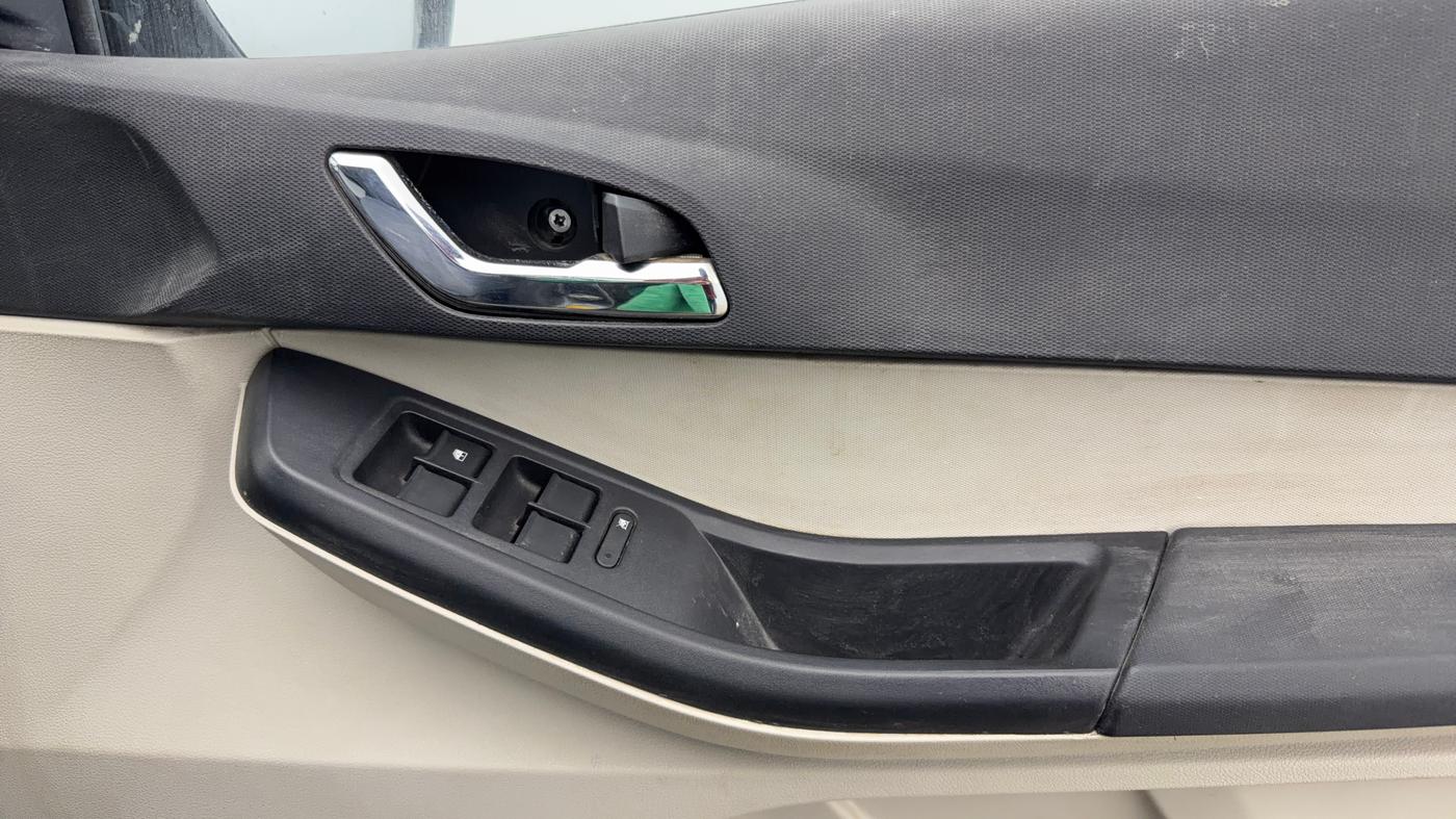 2022 Tata Tiago XZ PLUS CNG, CNG, Manual, 30,697 km, Driver Side Door Panels Control