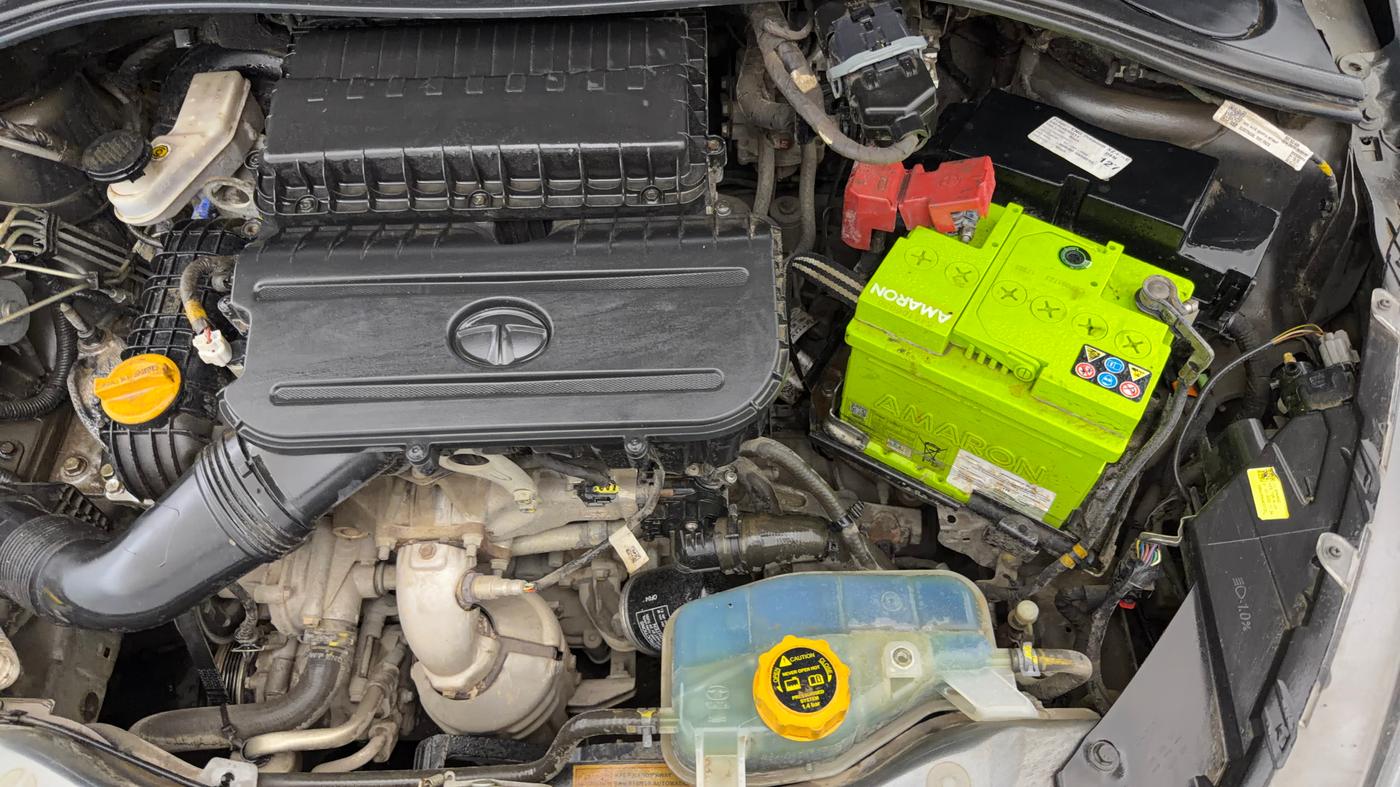 2022 Tata Tiago XZ PLUS CNG, CNG, Manual, 30,697 km, Engine View - Left