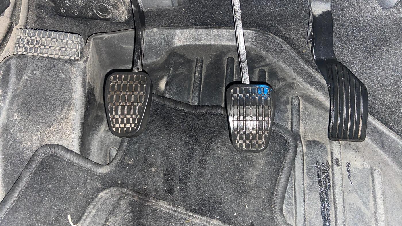 2022 Tata ALTROZ XZ PLUS PETROL, Petrol, Manual, 12,856 km, Pedals
