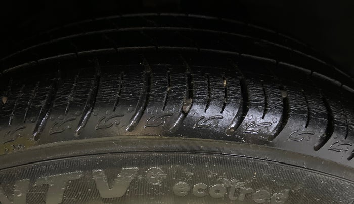 2022 Tata ALTROZ XZ PLUS PETROL, Petrol, Manual, 12,856 km, Right Front Tyre Tread