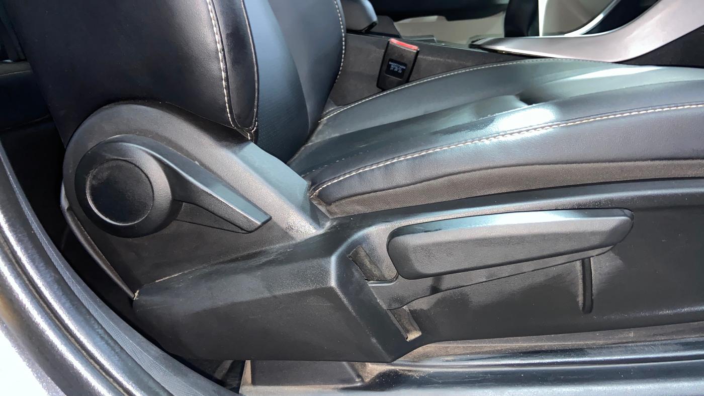 2022 Tata ALTROZ XZ PLUS PETROL, Petrol, Manual, 12,856 km, Driver Side Adjustment Panel