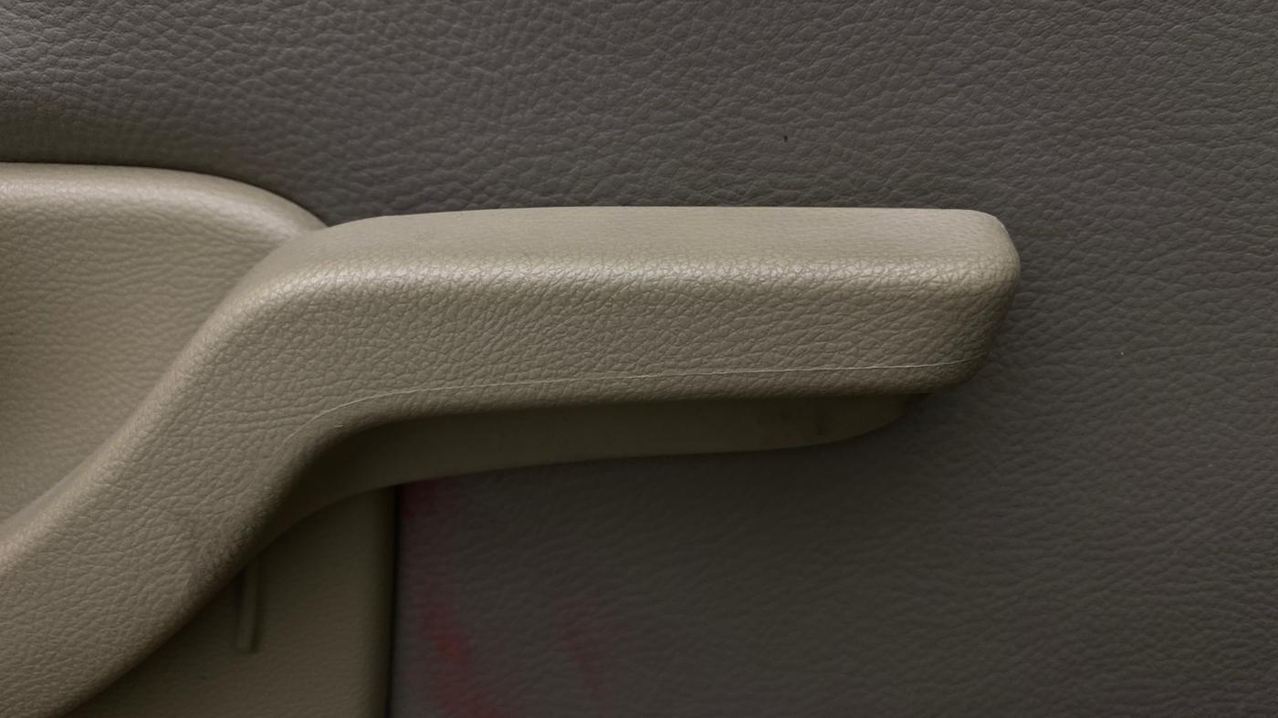 2015 Honda Amaze 1.2L I-VTEC VX AT, Petrol, Automatic, 75,236 km, Driver Side Adjustment Panel
