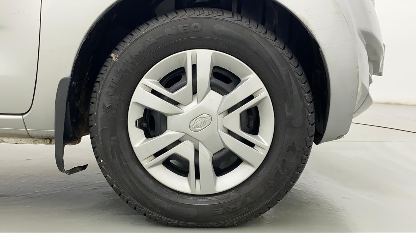 2017 Datsun Redi Go T (O), Petrol, Manual, 9,743 km, Right Front Wheel