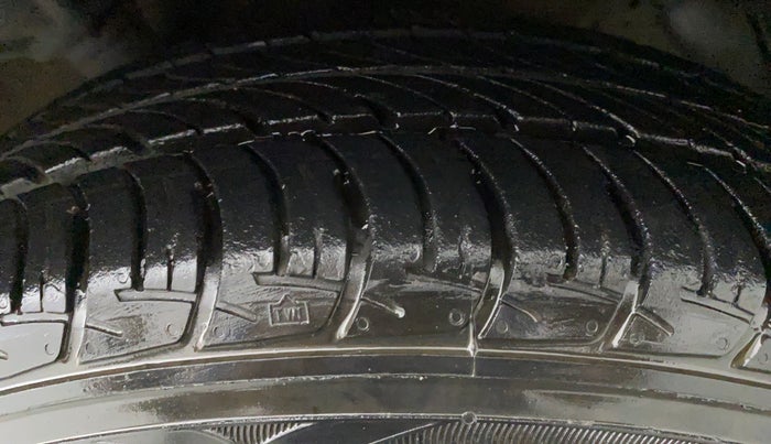 2020 Maruti Celerio VXI d, Petrol, Manual, 9,365 km, Left Front Tyre Tread